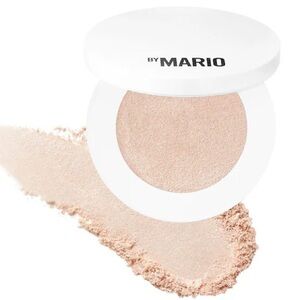 MAKEUP BY MARIO Soft Glow Highlighter 
shade: Pearl